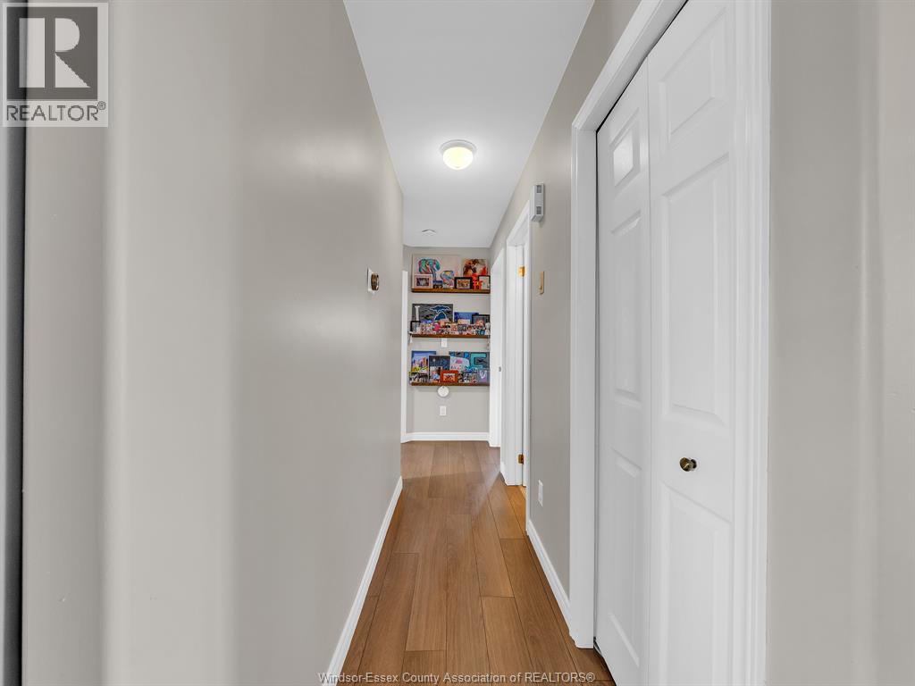 2115 EVERTS, Windsor, Ontario, N9B3X7 — Photo 8