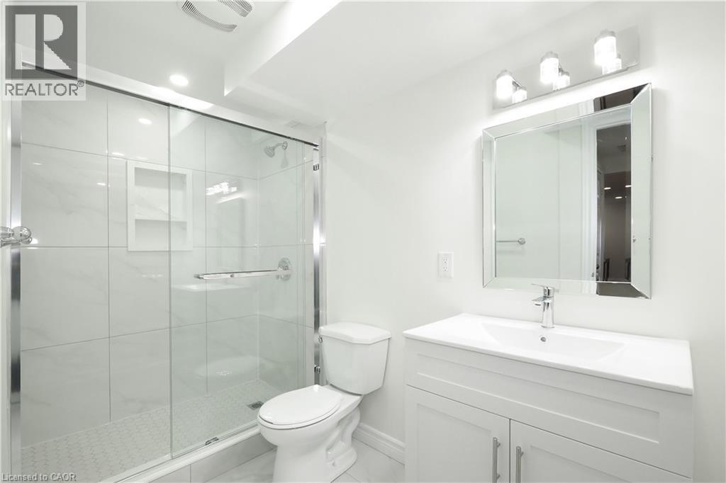 67 HOLLYRIDGE Crescent, Kitchener, Ontario, N2N3L9 — Photo 16