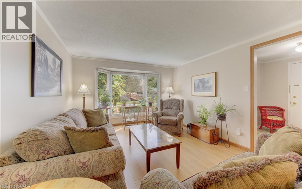 7 KILKERRAN Crescent, Kitchener, Ontario, N2R1B6 — Photo 9