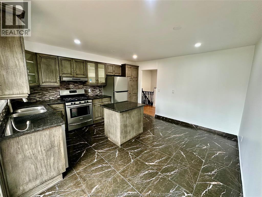 31 PLUMBROOK, Leamington, Ontario, N8H4K7 — Photo 12