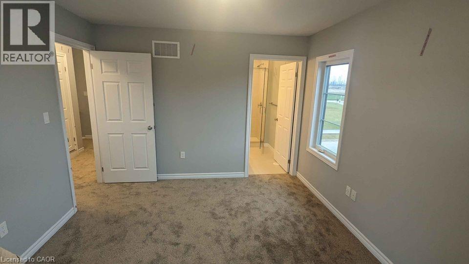 4 OAT Lane, Kitchener, Ontario, N2R1R7 — Photo 13