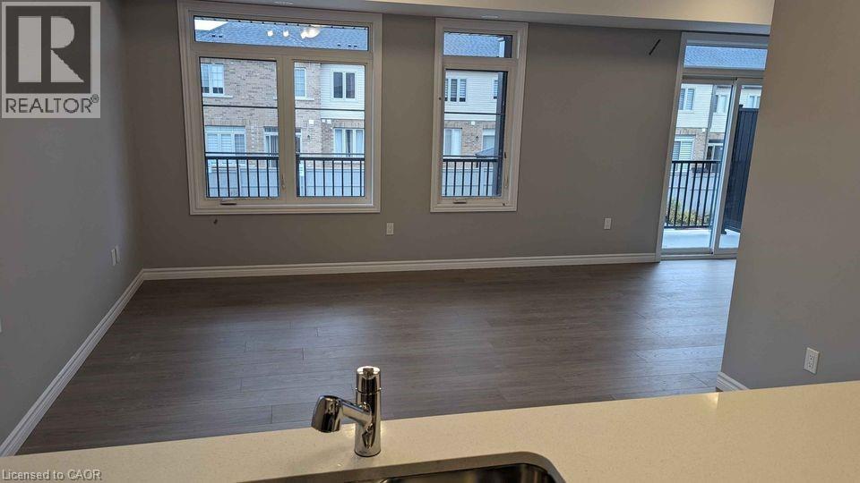 4 OAT Lane, Kitchener, Ontario, N2R1R7 — Photo 5