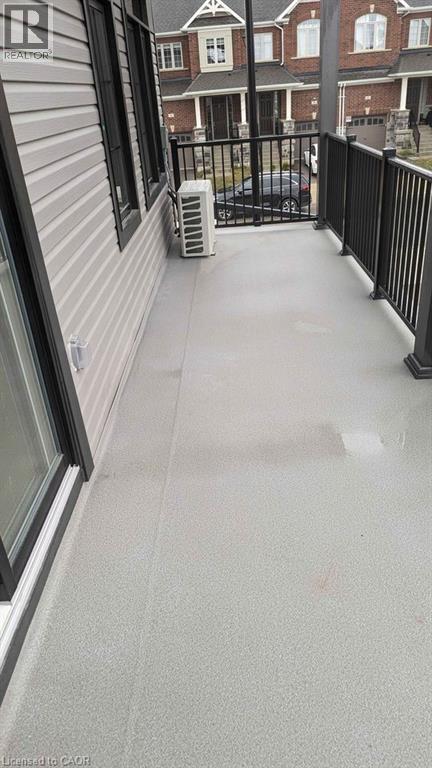 4 OAT Lane, Kitchener, Ontario, N2R1R7 — Photo 7