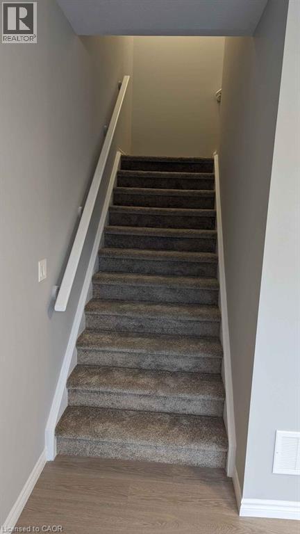 4 OAT Lane, Kitchener, Ontario, N2R1R7 — Photo 9