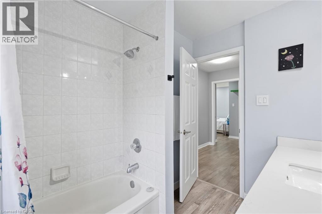 5010 BUNTON Crescent, Burlington, Ontario, L7L6H2 — Photo 27