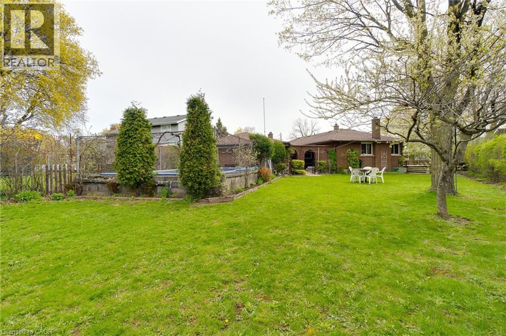 11 SANDRA Court, Hamilton, Ontario, L8T1Z7 — Photo 47