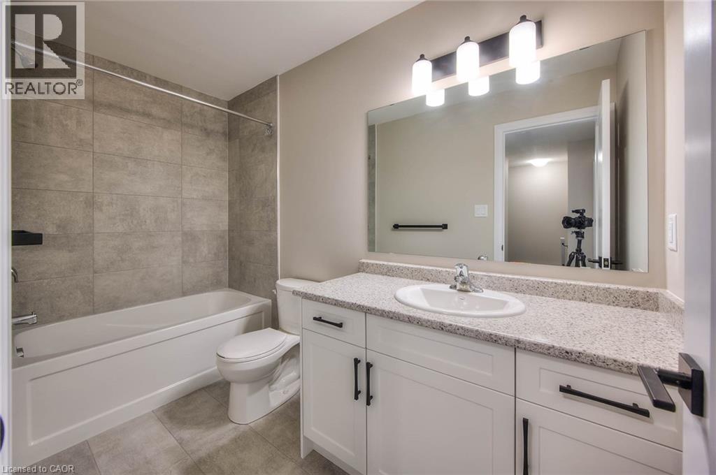 689 MYERS Road Unit# 8, Cambridge, Ontario, N1R5S2 — Photo 12