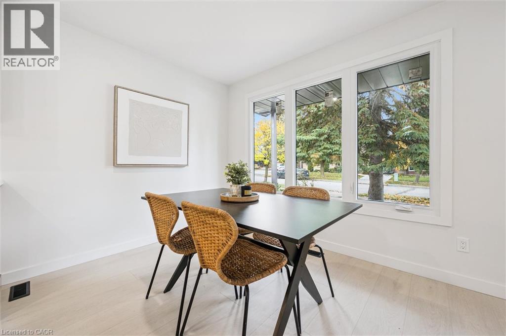 459 DRUMMERHILL Crescent, Waterloo, Ontario, N2T1G3 — Photo 6