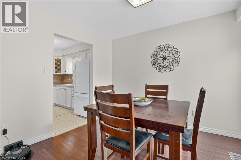 331 KEEWATIN Avenue, Kitchener, Ontario, N2B3W3 — Photo 16