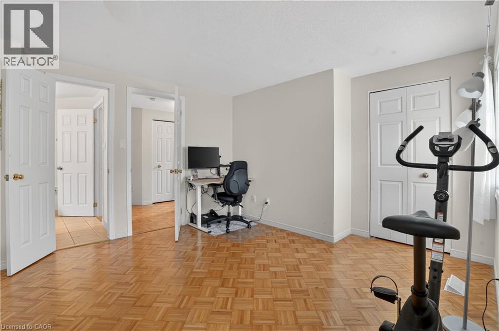 331 KEEWATIN Avenue, Kitchener, Ontario, N2B3W3 — Photo 24