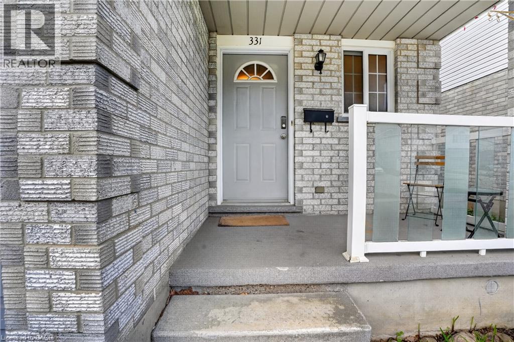 331 KEEWATIN Avenue, Kitchener, Ontario, N2B3W3 — Photo 3