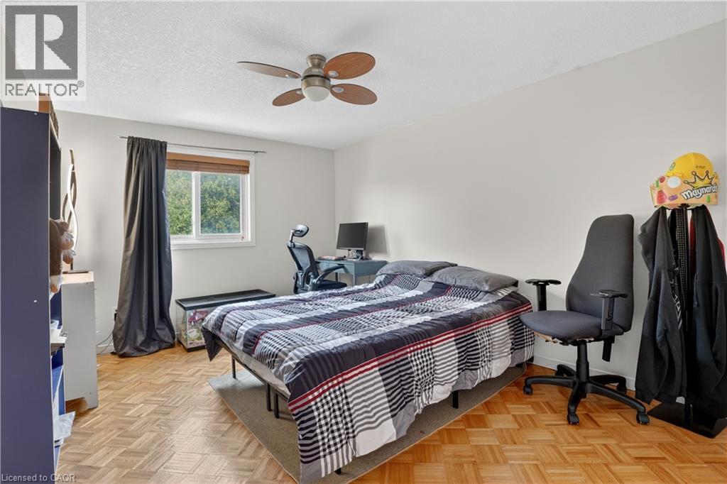 331 KEEWATIN Avenue, Kitchener, Ontario, N2B3W3 — Photo 30