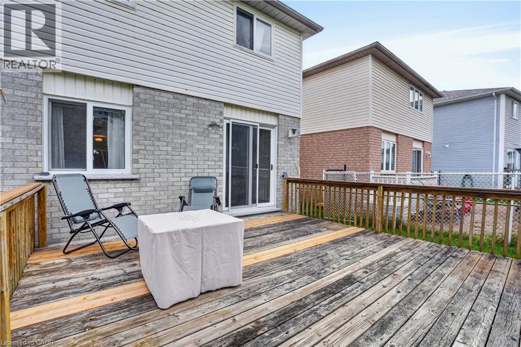 331 KEEWATIN Avenue, Kitchener, Ontario, N2B3W3 — Photo 42