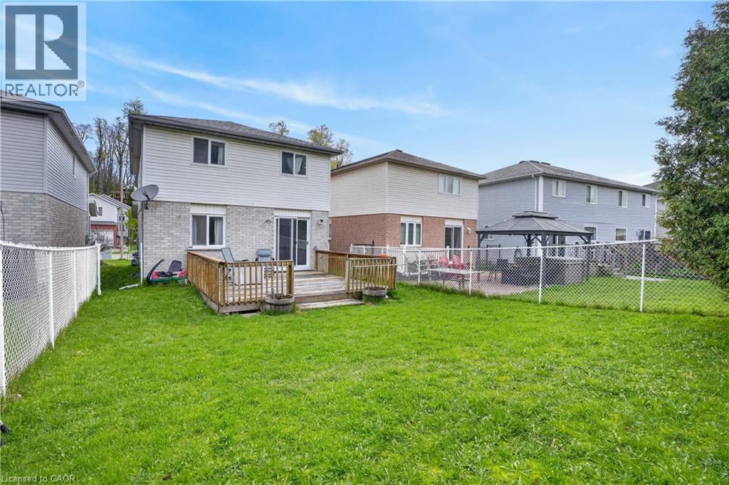 331 KEEWATIN Avenue, Kitchener, Ontario, N2B3W3 — Photo 45