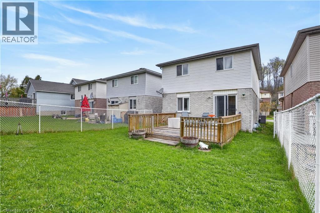331 KEEWATIN Avenue, Kitchener, Ontario, N2B3W3 — Photo 46