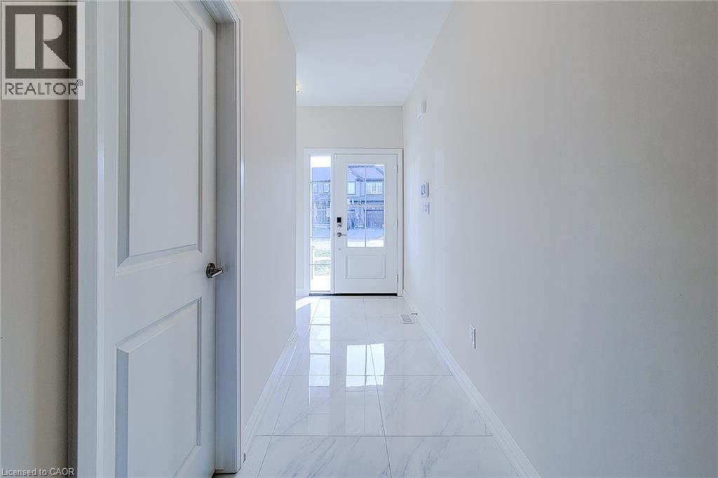 111 ALICIA Crescent, Thorold, Ontario, L2V0M2 — Photo 13