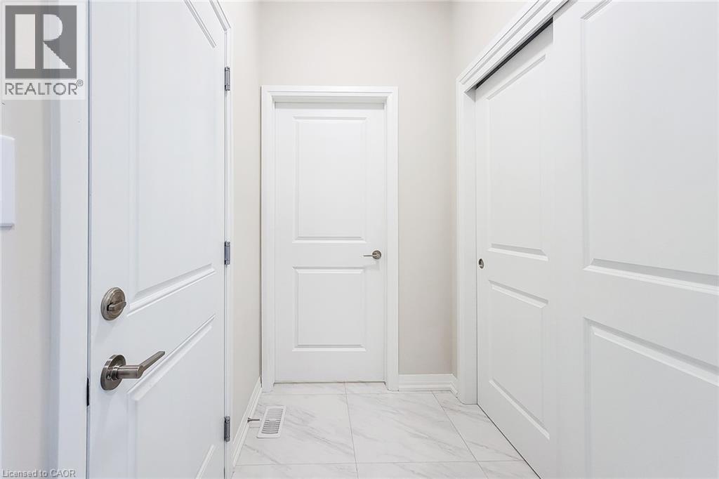 111 ALICIA Crescent, Thorold, Ontario, L2V0M2 — Photo 25