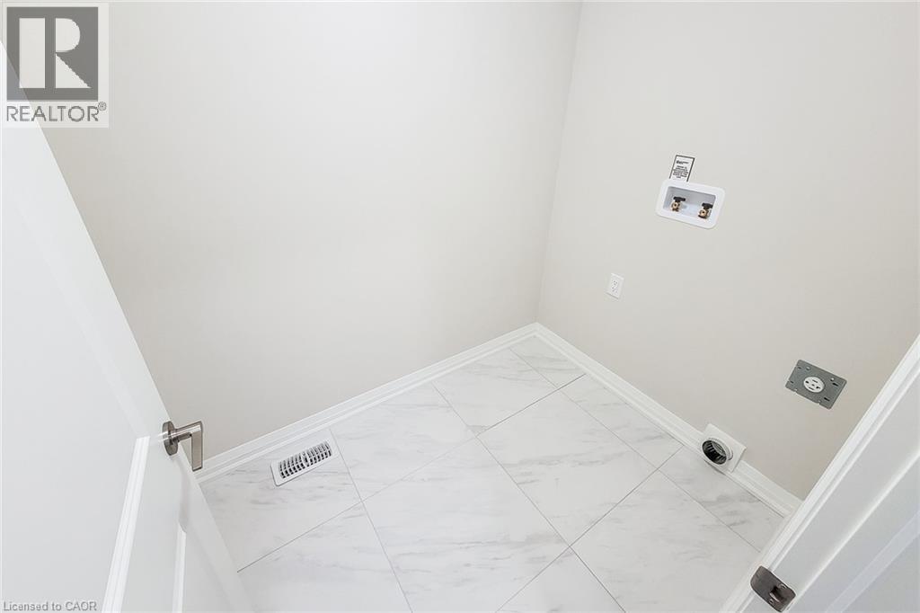 111 ALICIA Crescent, Thorold, Ontario, L2V0M2 — Photo 26