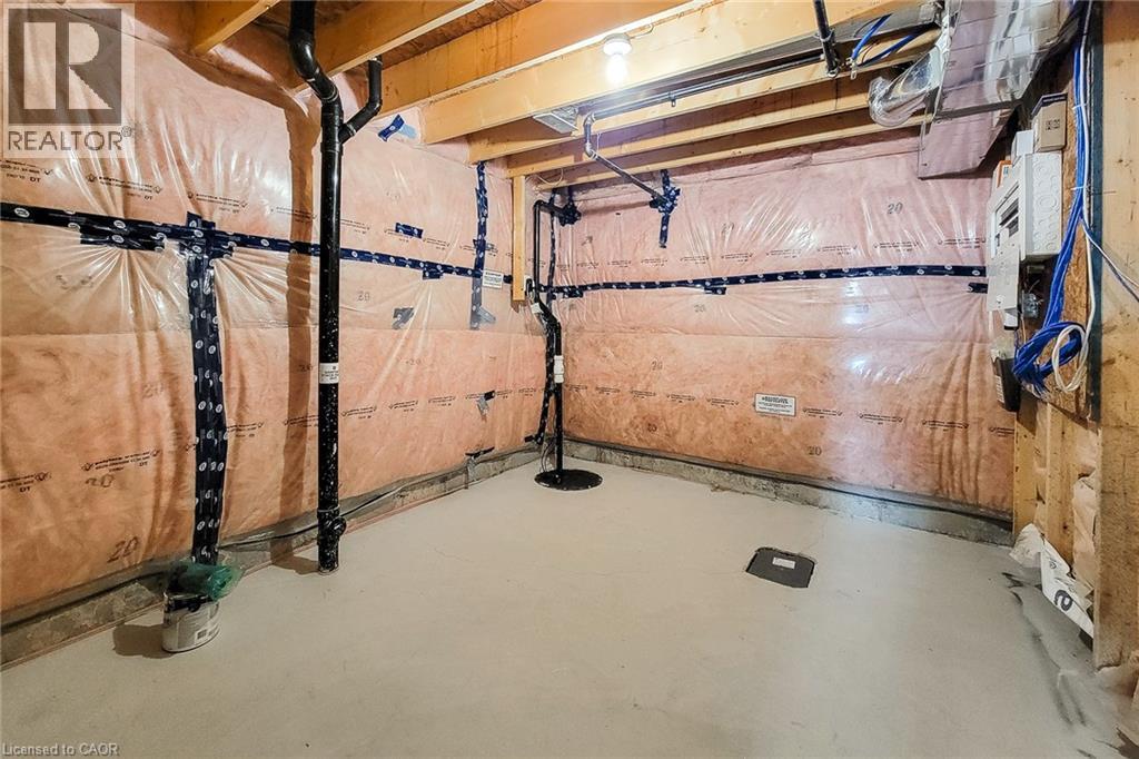 111 ALICIA Crescent, Thorold, Ontario, L2V0M2 — Photo 46