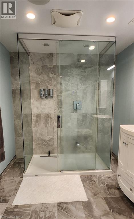 7 BRIER Crescent Unit# LOWER, Brantford, Ontario, N3R3M5 — Photo 25