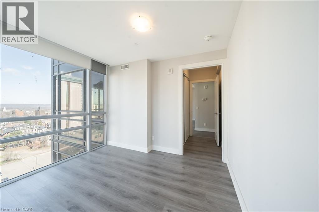 150 MAIN Street W Unit# PH3, Hamilton, Ontario, L8P1H8 — Photo 15