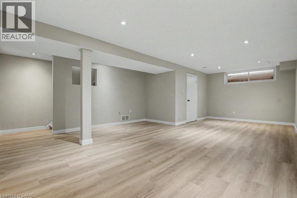 104 RALGREEN Crescent, Kitchener, Ontario, N2M1T9 — Photo 20