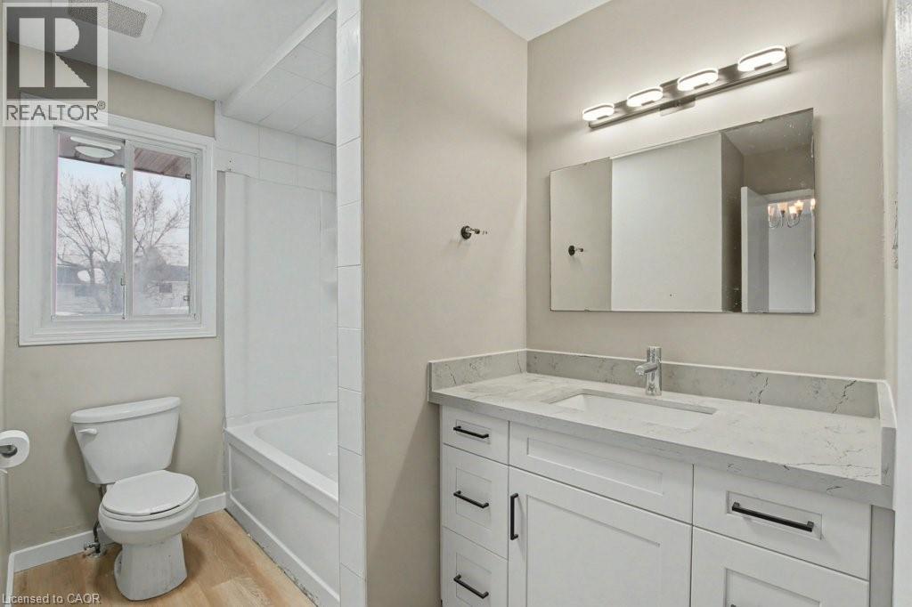 104 RALGREEN Crescent, Kitchener, Ontario, N2M1T9 — Photo 22