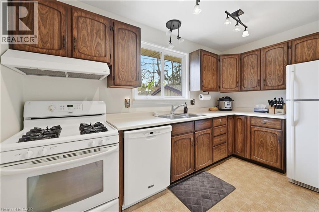 8 SULLIVAN'S Lane, Dundas, Ontario, L9H5N7 — Photo 16