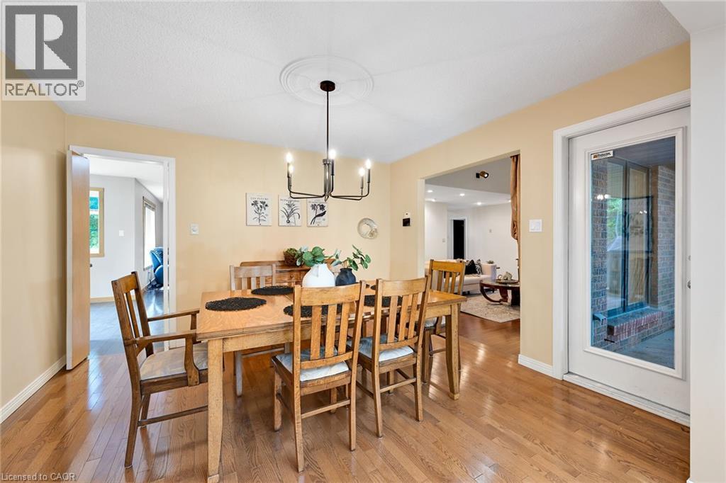 33 WALNUT Drive, Guelph, Ontario, N1E4B4 — Photo 16