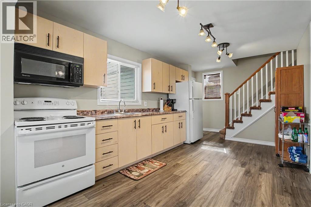 123 NORFOLK Avenue, Cambridge, Ontario, N1R3V3 — Photo 11