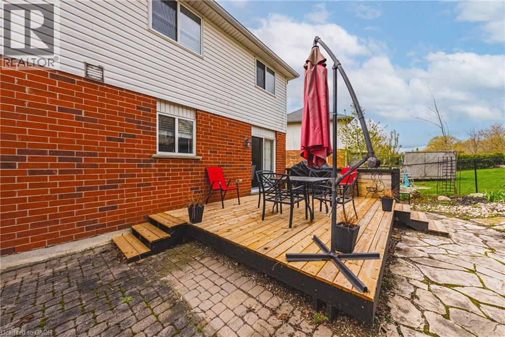 40 MERLENE Court, Cambridge, Ontario, N3C4G1 — Photo 31