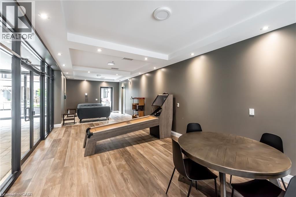 1 REDFERN Avenue Unit# 403, Hamilton, Ontario, L9C7S8 — Photo 10