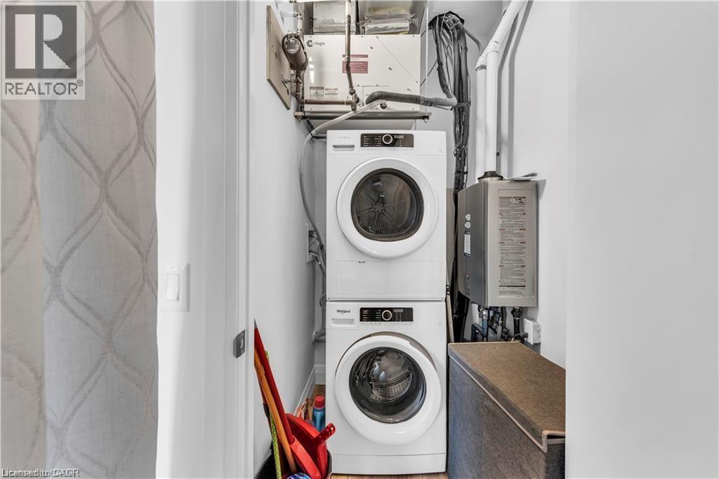 1 REDFERN Avenue Unit# 403, Hamilton, Ontario, L9C7S8 — Photo 25