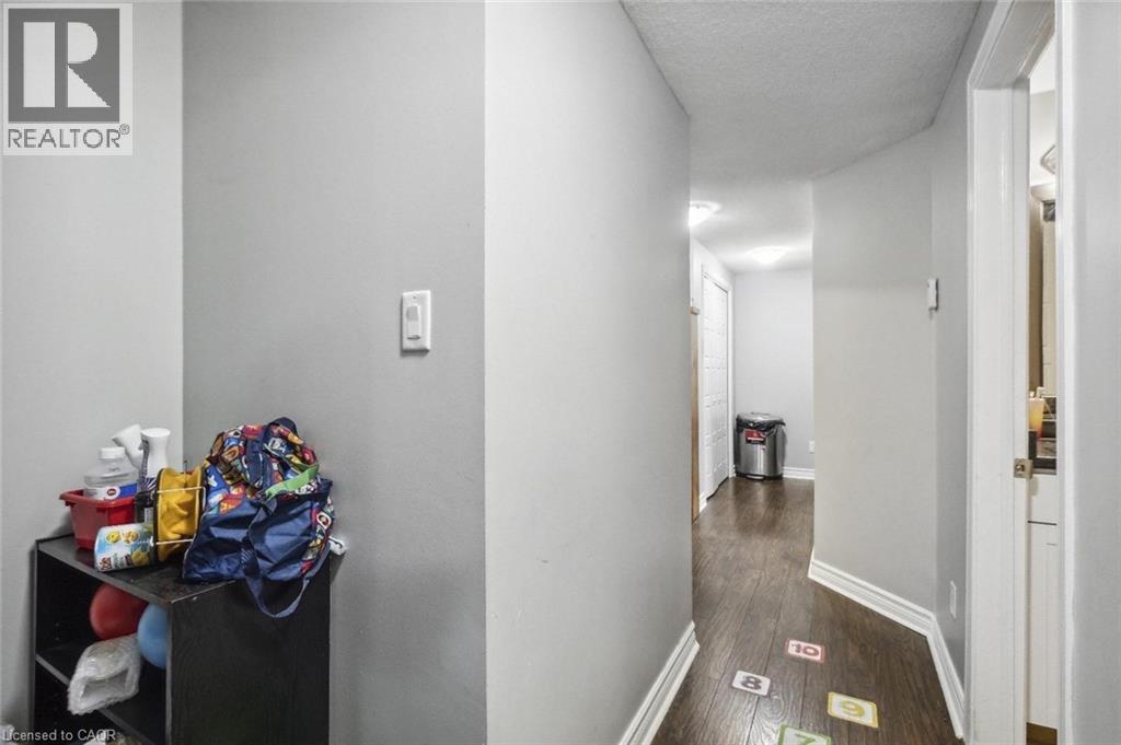 262 PATRICIA Avenue Unit# 2, Kitchener, Ontario, N2M1J9 — Photo 16