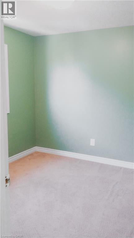 569 ACTIVA Avenue, Kitchener, Ontario, N2E4C3 — Photo 13