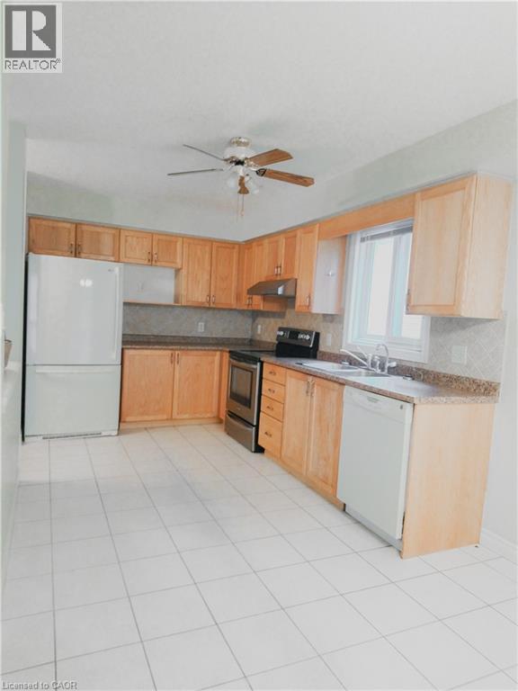 569 ACTIVA Avenue, Kitchener, Ontario, N2E4C3 — Photo 21