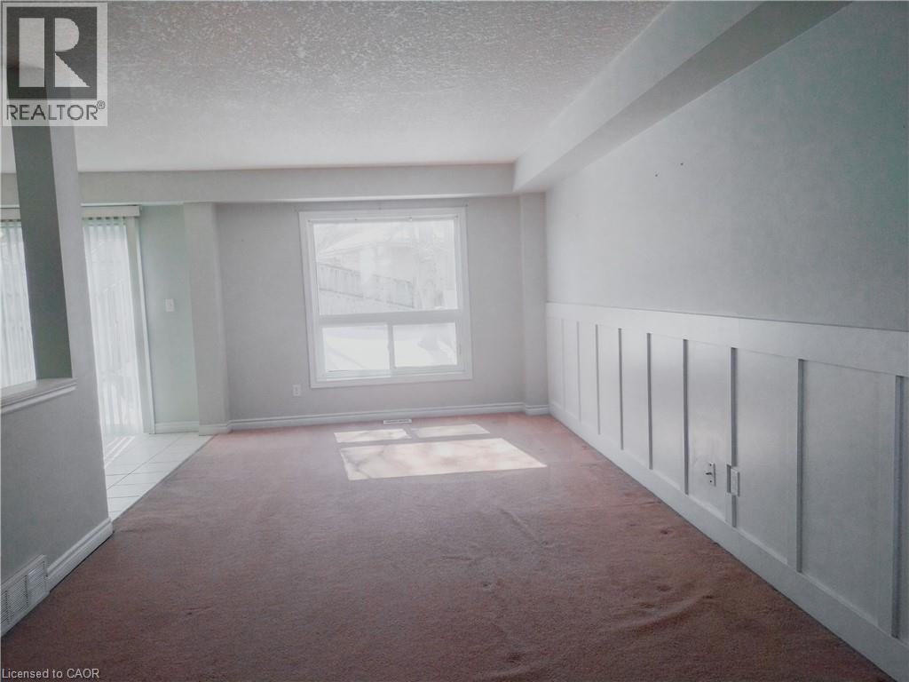 569 ACTIVA Avenue, Kitchener, Ontario, N2E4C3 — Photo 24