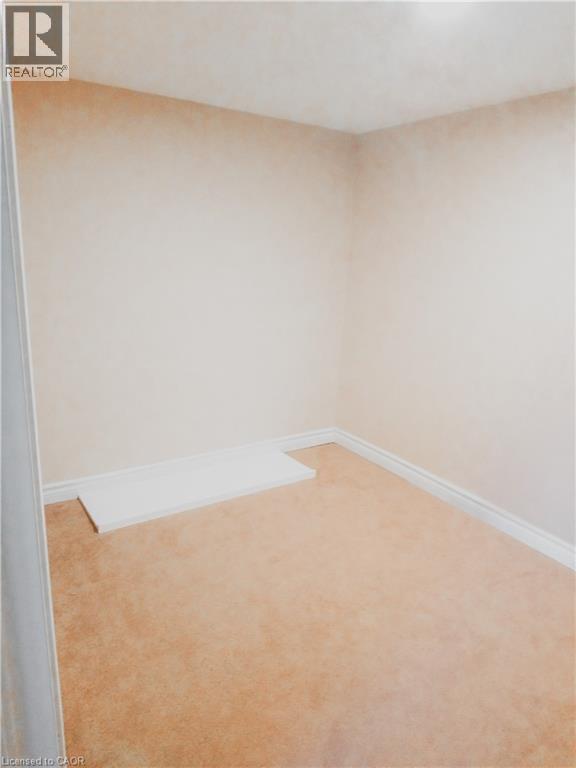 569 ACTIVA Avenue, Kitchener, Ontario, N2E4C3 — Photo 29