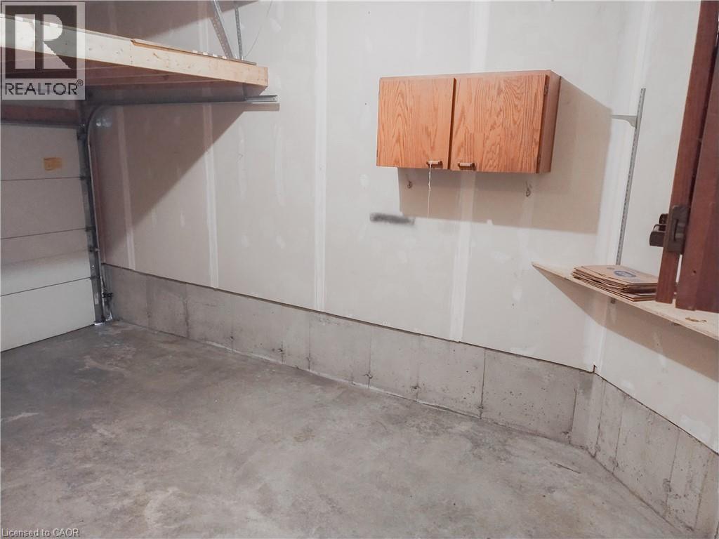 569 ACTIVA Avenue, Kitchener, Ontario, N2E4C3 — Photo 37
