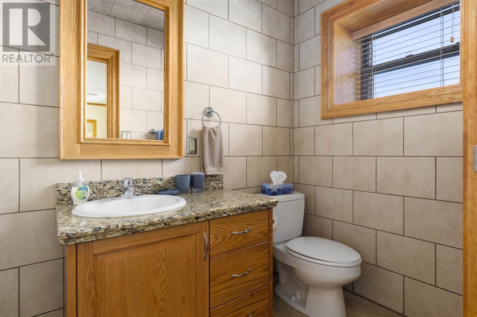 536-542 Queen ST, Sault Ste. Marie, Ontario, P6A2A1 — Photo 1