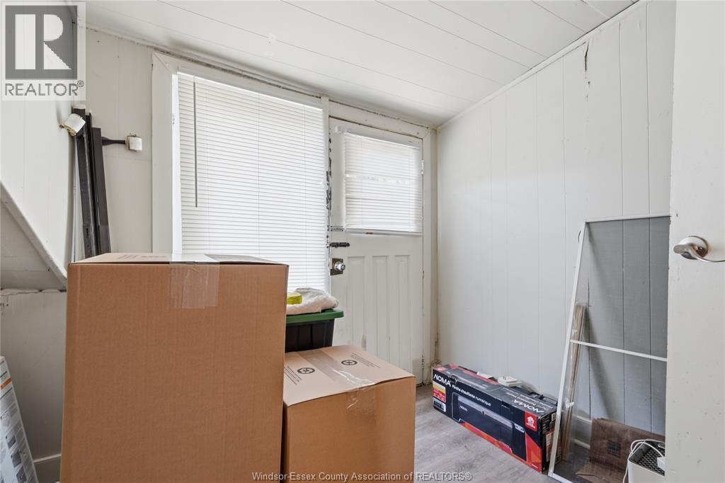 1021 WELLINGTON AVENUE, Windsor, Ontario, N9A5K2 — Photo 1